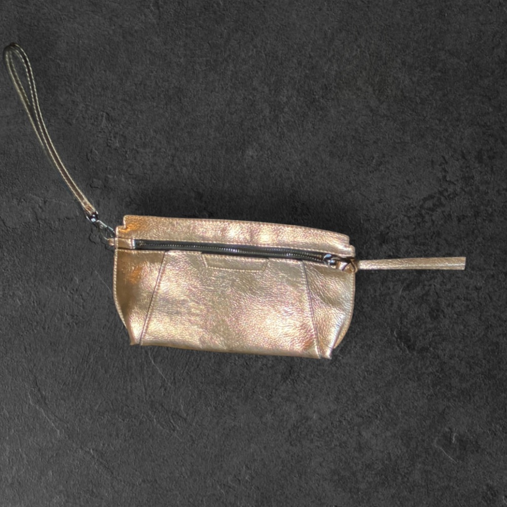 Express Wristlet Light Weight - image 1